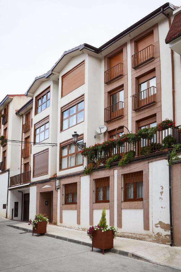 Urban Ezcaray Apartment Bagian luar foto